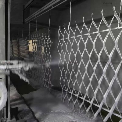Διογκωμένο μεταλλικό πλέγμα με επίστρωση PVC Γαλβανισμένο διογκωμένο μεταλλικό πλέγμα για προφυλακτήρες παραθύρων
