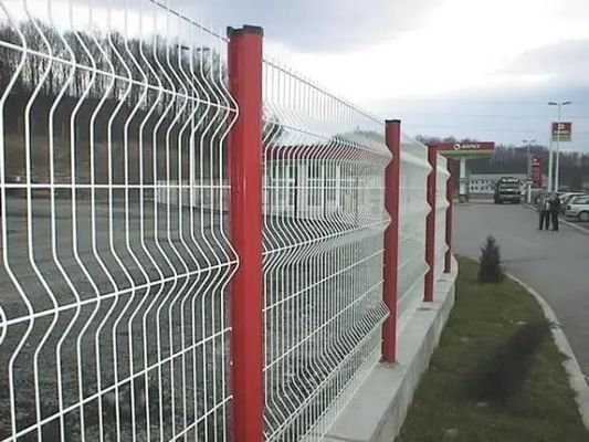 3D περίφραξη από μεταλλικό συρμάτινο πλέγμα με επίστρωση πούδρας 3D με τετράγωνο στρογγυλό στύλο