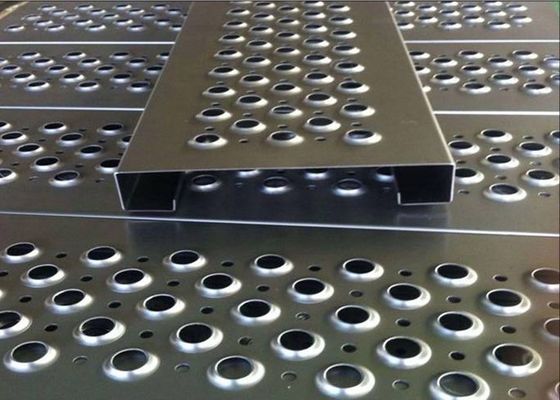 Ζεστό βύθιση Ζαλβανισμένο Perf O Grip Grating 2-4m Αλουμίνιο από ανοξείδωτο χάλυβα