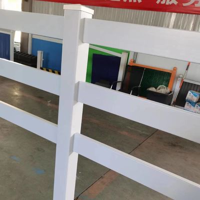4 πόδια 5 πόδια λευκό 3 ράγες 4 ράγες PVC πλαστικό φράχτη βινυλίου αγροκτήματος