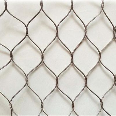 Architektonisches Drahtseilnetz für Geländerfüllungen und Fassadenverkleidungen
