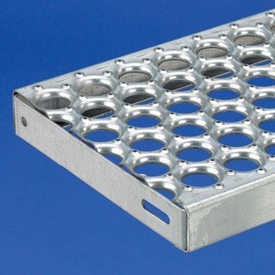 Ασφάλεια πεζοδρόμιο Χάλυβα Grating 2 μύτες Κλειστή οροφή Ζυθοποιημένη