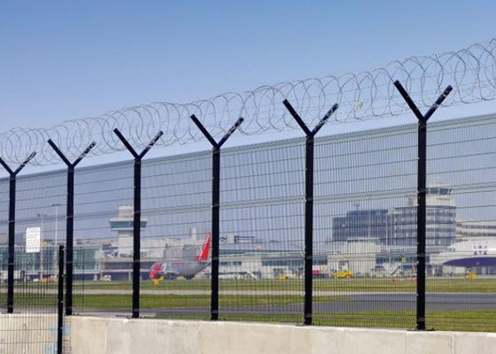 Y τετραγωνική στήλη γαλβανισμένο σύρμα πλέγμα φράχτη με ξυράφι σύρμα 4,0 mm 4,5 mm