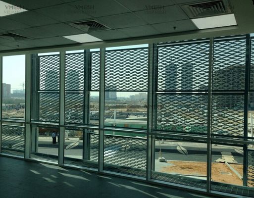 Διογκωμένο μεταλλικό πλέγμα με επίστρωση PVC Γαλβανισμένο διογκωμένο μεταλλικό πλέγμα για προφυλακτήρες παραθύρων
