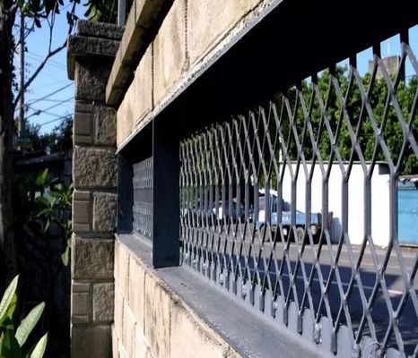 επεκταθε'ν μέταλλο άνθρακα καυτής εμβύθισης γαλβανισμένο με το γοτθικό ύφος