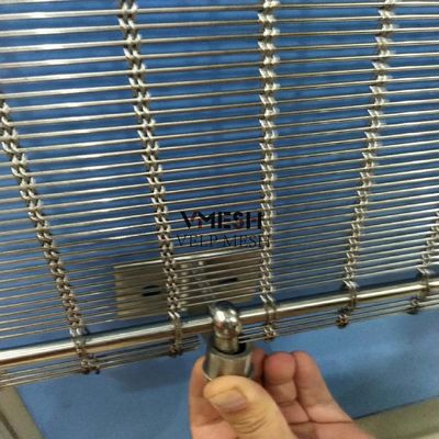Κρεμαστική διπλωματική κουρτίνα από ανοξείδωτο χάλυβα για εσωτερικές σκιάσεις
