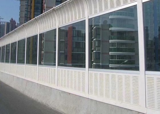 Soundproof διατρυπημένο πλέγμα 80mm μετάλλων εθνικών οδών 100mm διατρυπημένες επιτροπές εμποδίων θορύβου
