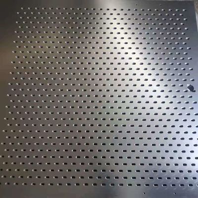 Διακοσμητικές επιτροπές 1m X 2m μετάλλων διατρυπημένο φύλλο πλέγματος για τα υπαίθρια ή εσωτερικά έπιπλα