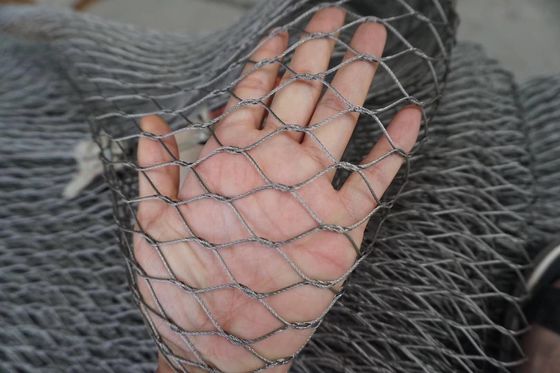 50x50mm Wire Rope Mesh Μαύρη Οξείδωση Δαλωμένο Διακοσμητικό