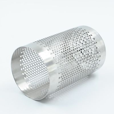 Ανοξείδωτο 304 διατρυπημένο Punching σωλήνων φίλτρων πλέγματος καλωδίων 316l